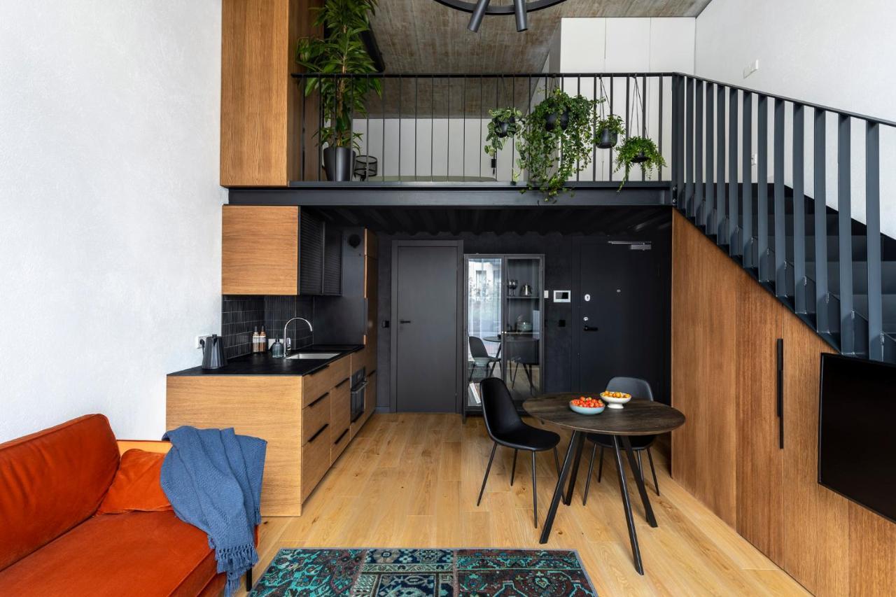 Stylish Loft With Terrace Paupys, Old Town Appartement VNO Buitenkant foto